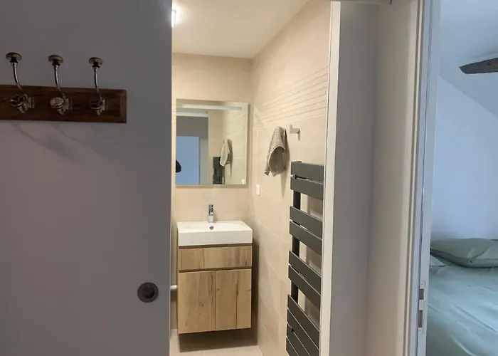 Apartment - Notre Dame - Pantheon - Luxembourg - 30 M2 *